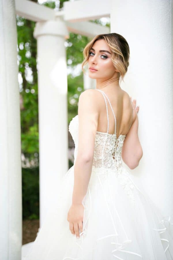 Bridal beauty. Bruidsmakeup. Bridal Glam