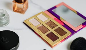 make-up. workshop, beauty, skincare, Douglas , iciparis, schoonheid, rijpere huid, clean girl, softglam, golden rose.